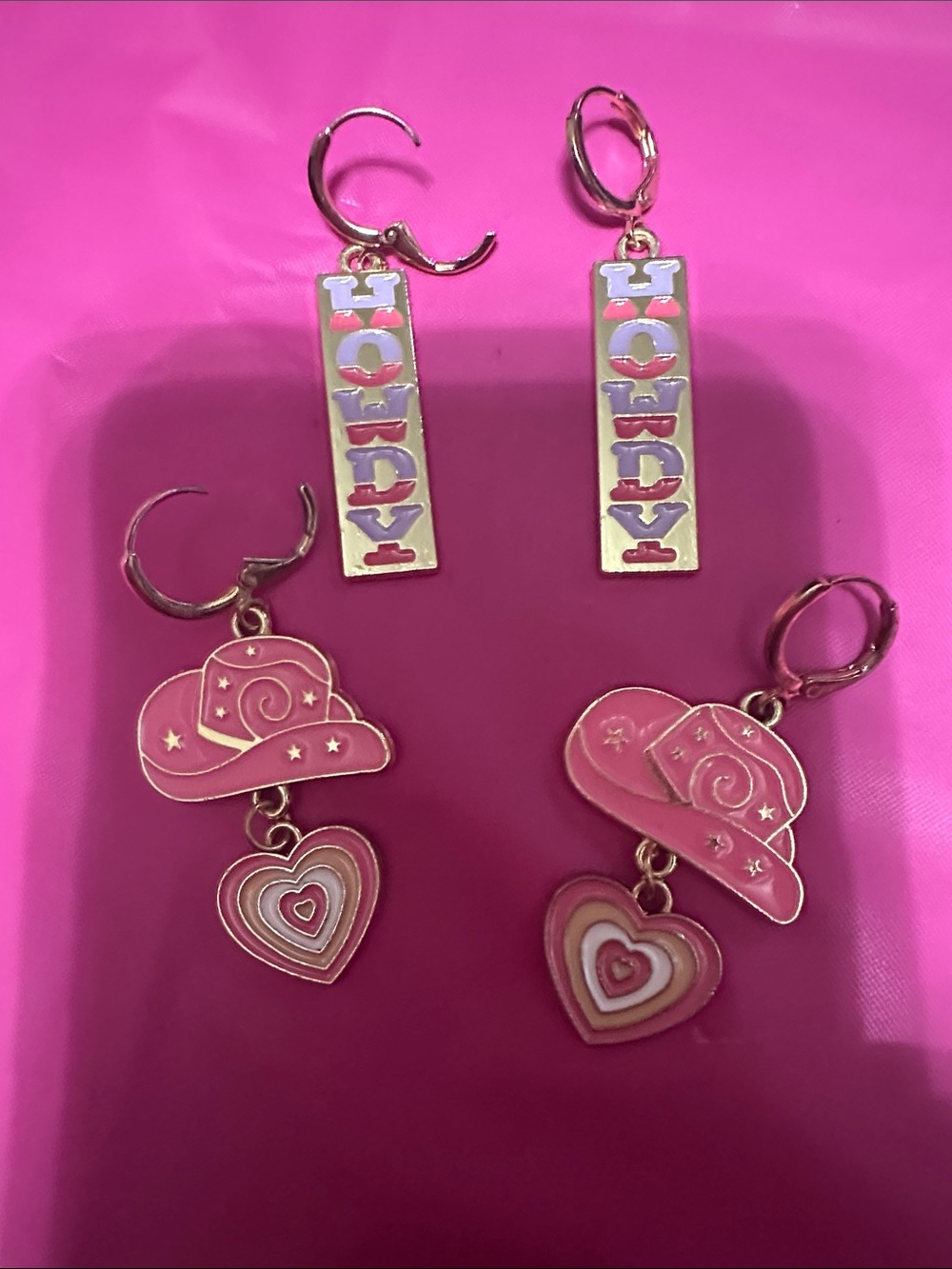 Cowboy Heart Dangle Earrings in Pink - Women Accessories